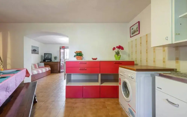 Appealing Apartment Near the sea