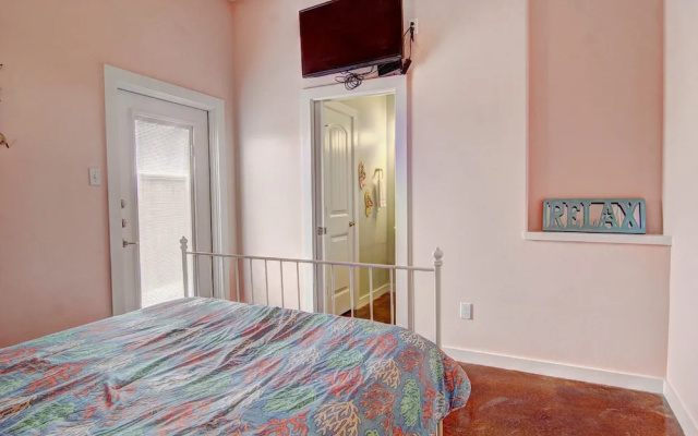 Gone Coastal - 3 Br Condo