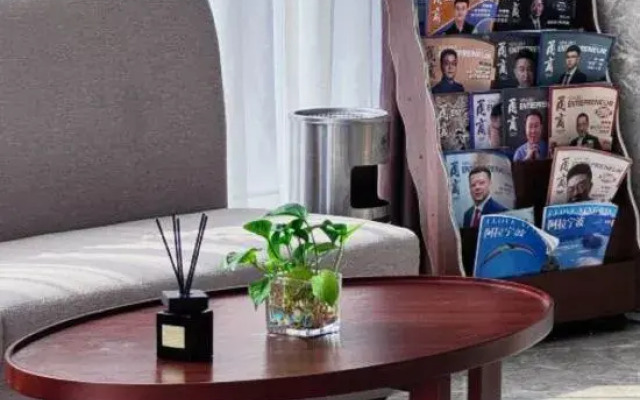 Duogao Mirui Hotel (Ningbo Jiangbei Zhongticheng Store)