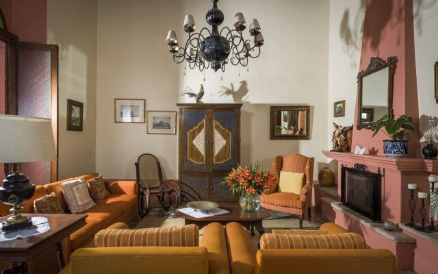 Mesón de Santa Elena Hotel Galeria