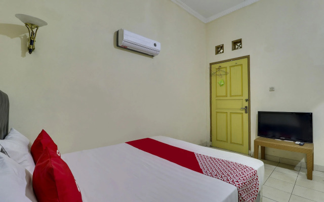 OYO 92602 Doesnami Syariah 2