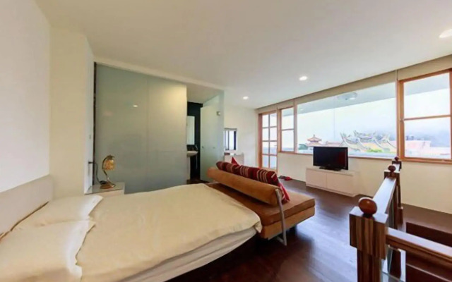 Light Dew Bed and Breakfast