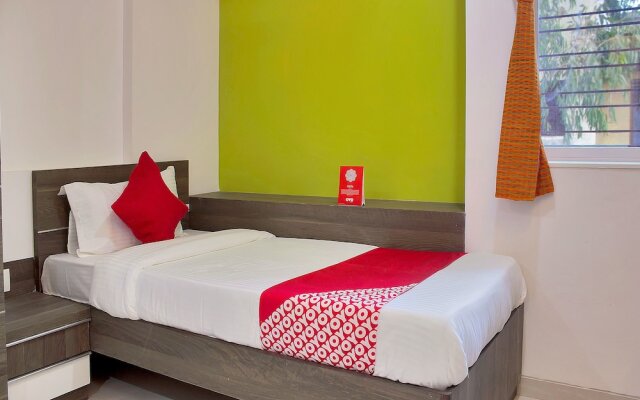 OYO 11634 Hotel The Upper Room