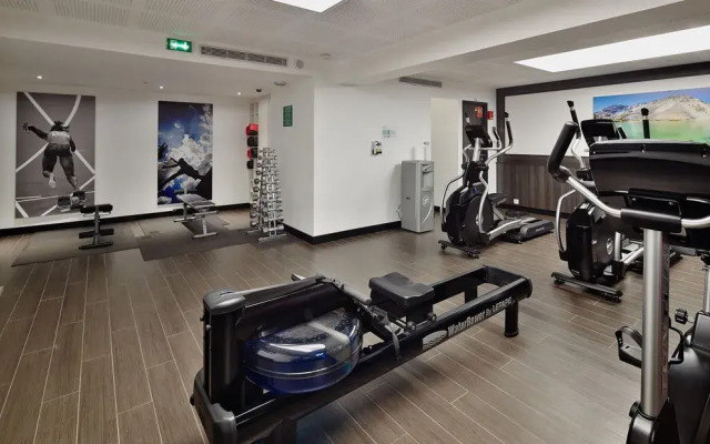 Doubletree By Hilton Paris Bougival