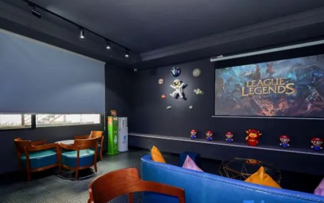 G Joyful GAME E-Sports Hotel (Jinma Bijifang Milesi Subway Station) – Entertainment – Kunming