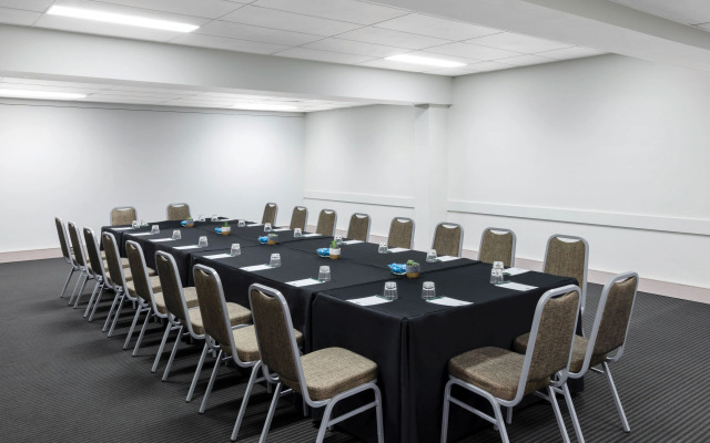 Adina Serviced Apartments Canberra Kingston