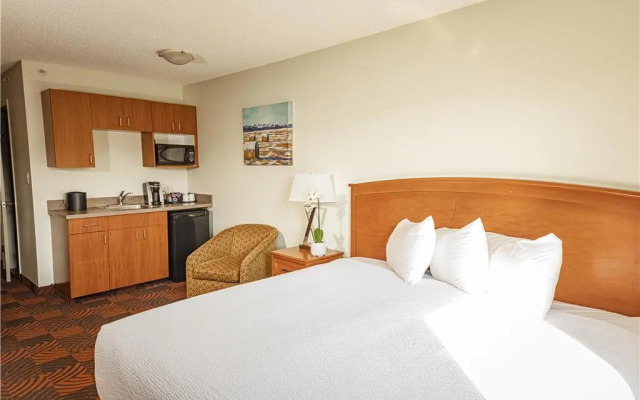 Service Plus Inns and Suites Calgary