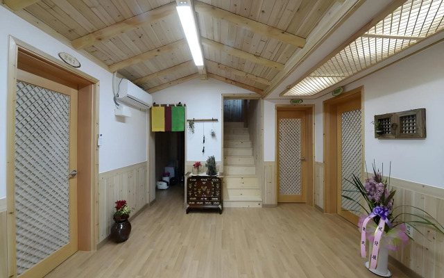 Dajeong Guesthouse - Hostel
