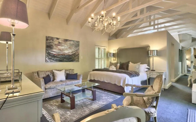 Fernwood Manor Boutique Guest House
