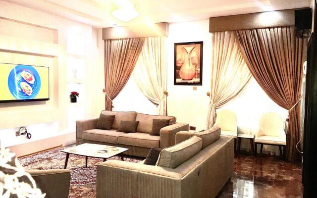 De-Omega Homes - Serviced Apartment Jahi, Abuja