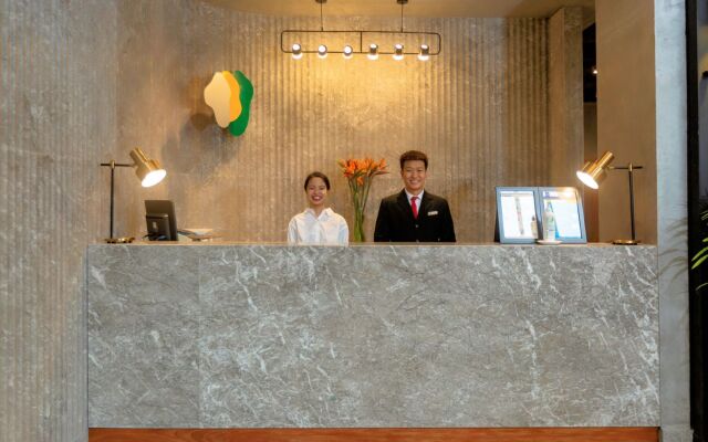 Flower Garden Hotel