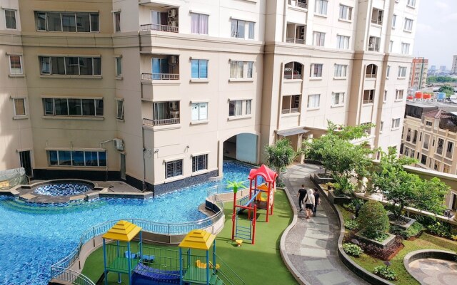 Nice Studio At Marina Ancol Apartment