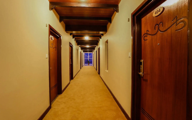 Da Yatra Courtyard Hotel & Resort