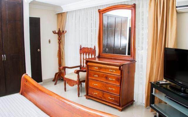 Shofar Apartahotel