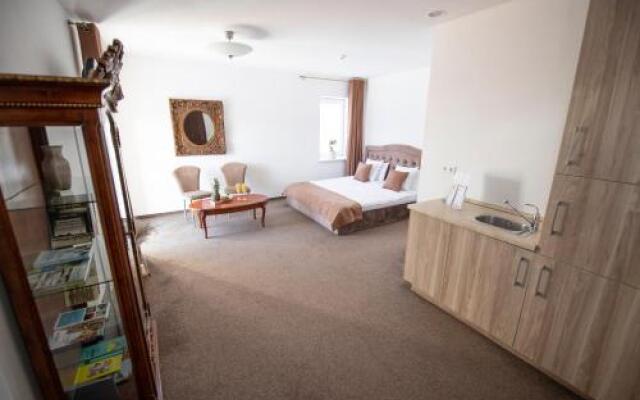 Starapole Guesthouse