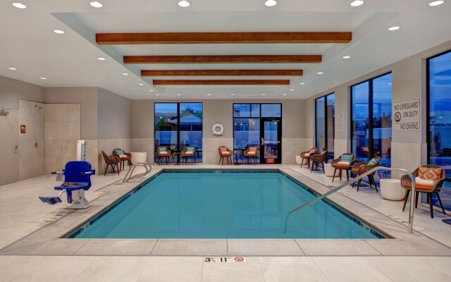 Hampton Inn Santa Fe South