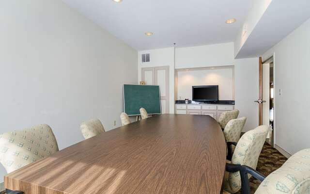 Quality Suites Springdale West I-49