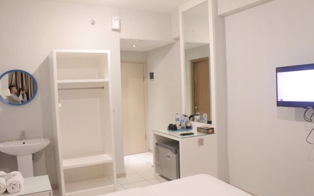Fastrooms Bekasi Hotel