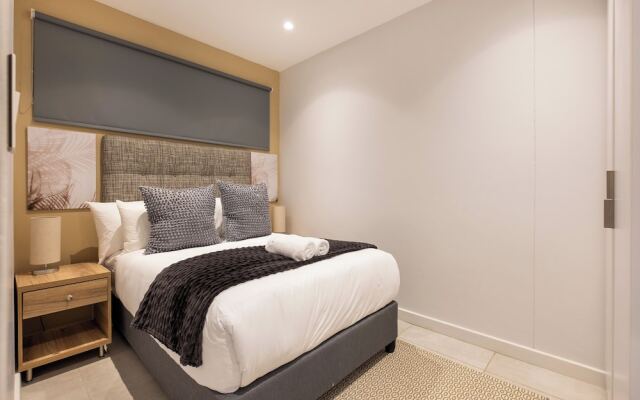 230 Zimbali Lakes Boulevard Suites