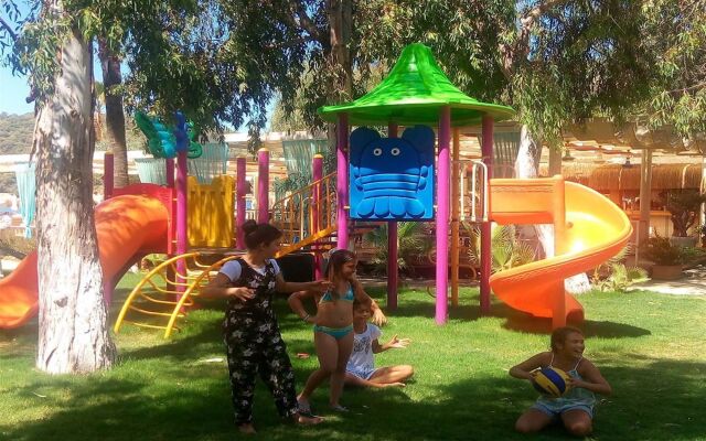 Sugar Beach Club