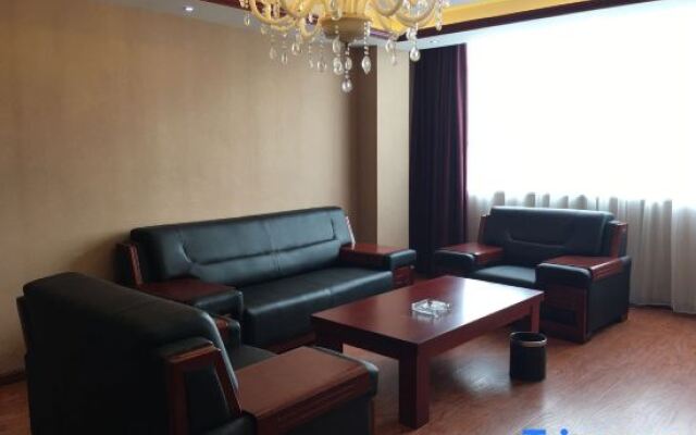 Wojiajiangdu Business Hotel