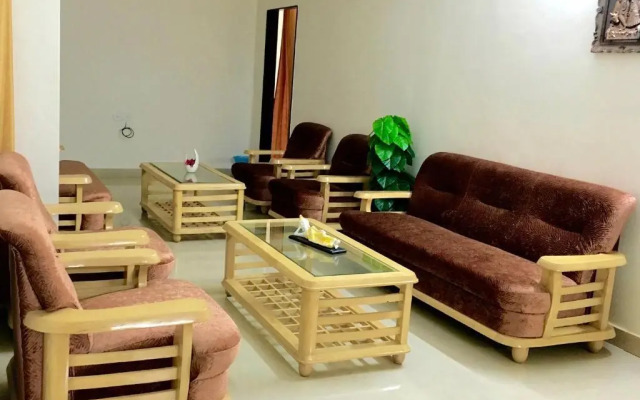 Hotel Smriti Grand by OYO Rooms