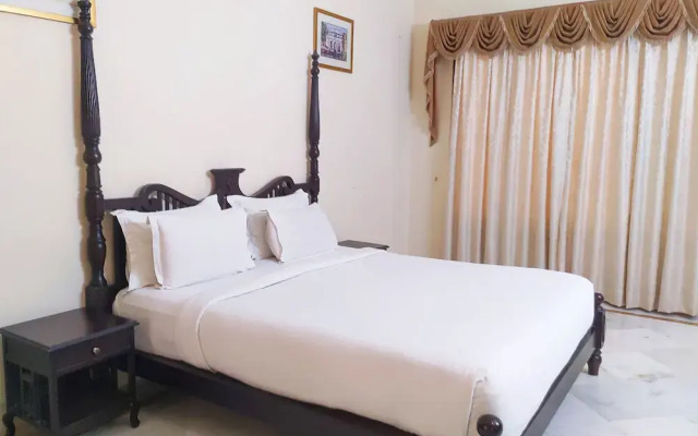 Devraj Villa-A Luxury Homestay with Pool