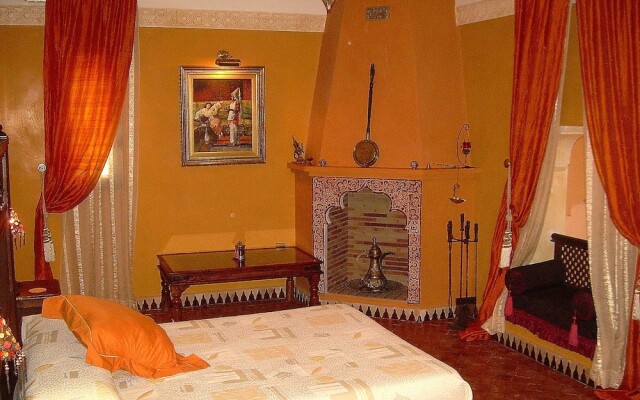 Casa Rural Palacete Árabe Albanta
