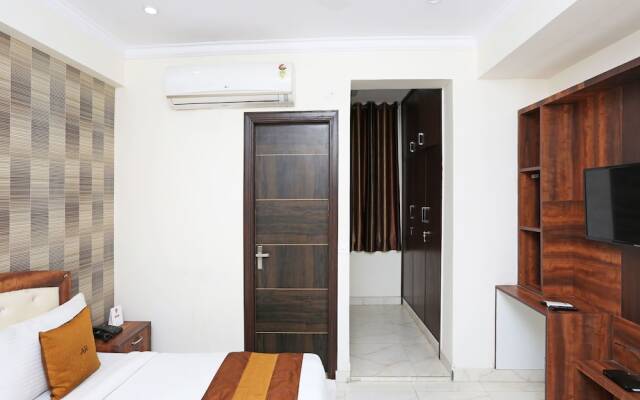OYO 6812 Aruma Residency