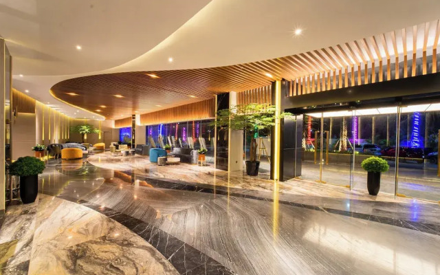 The All-Suite Pentacity Hotel Balikpapan