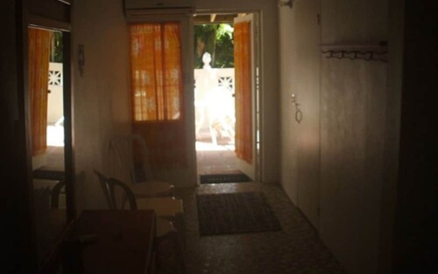 Trade Winds Guesthouse