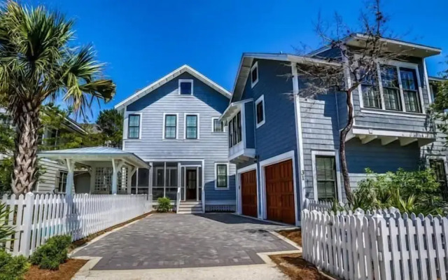 The Flagship of Watersound 5 Bedroom Holiday Home by Five Star Properties