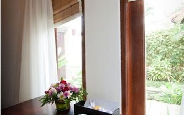 The Junno Villa