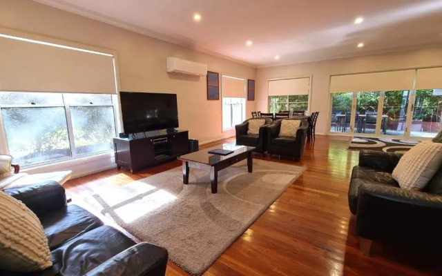 Mercure Lake Macquarie Raffertys Resort