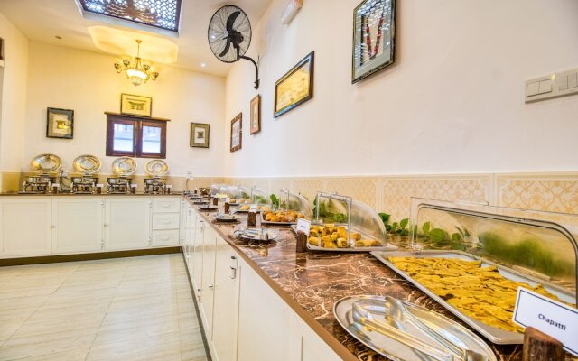 Tembo House Hotel