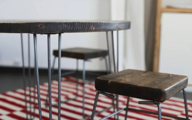 Luftiges Upcycling Studio im EG - Zentral
