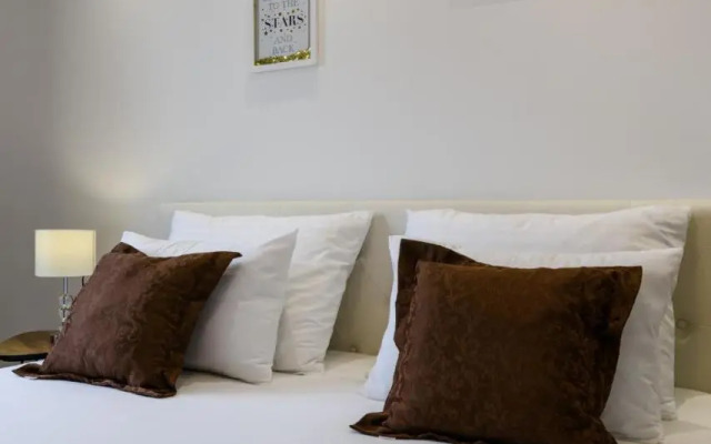 Villa Apartments AA 1