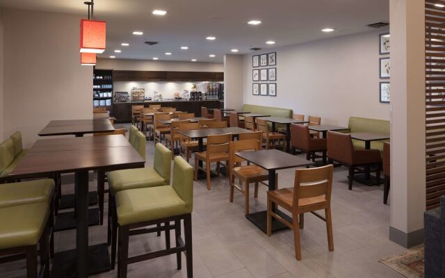 Country Inn & Suites by Radisson, Galena, IL