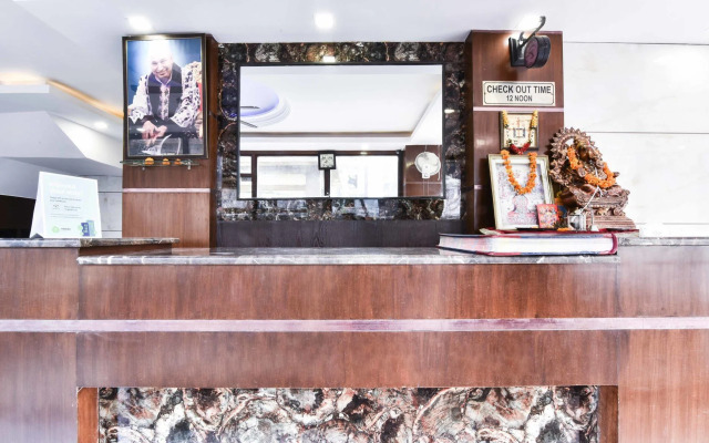 Capital O 48270 Hotel Mehar Castle