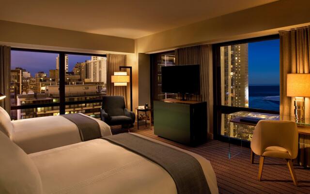 Thompson Chicago, by Hyatt