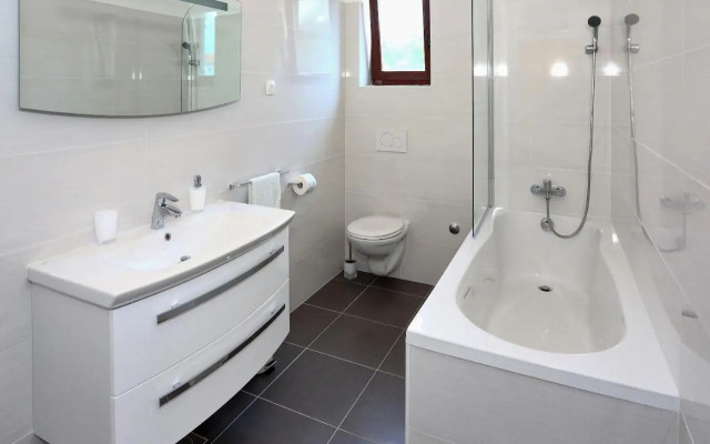 Apartment Ante