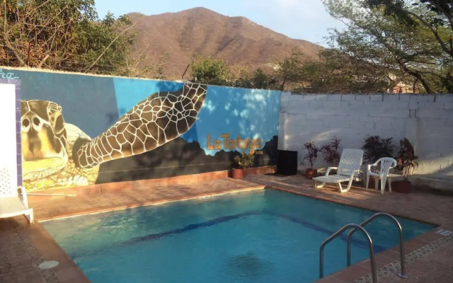 La Tortuga Hostel