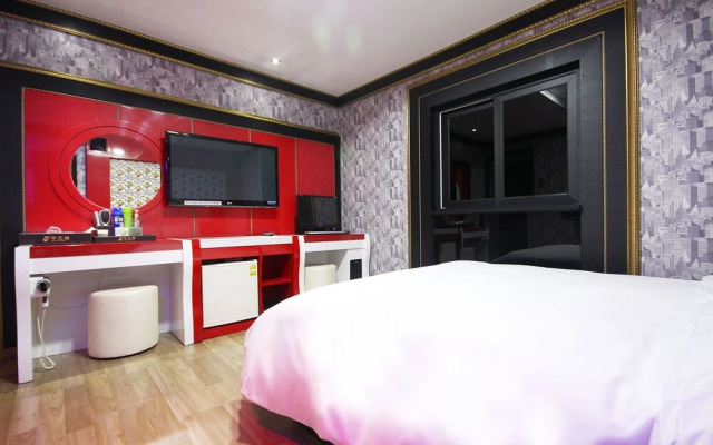 Gwangju Chungjang-ro J Untel