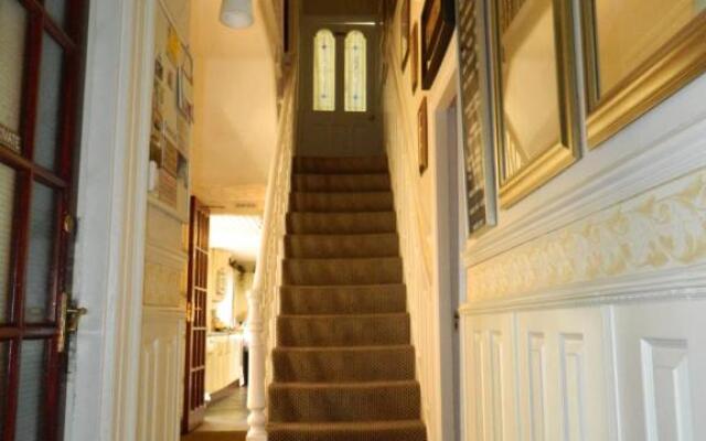 Abbey Court Guest House