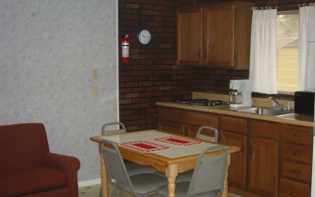 Golden Arrow Resort
