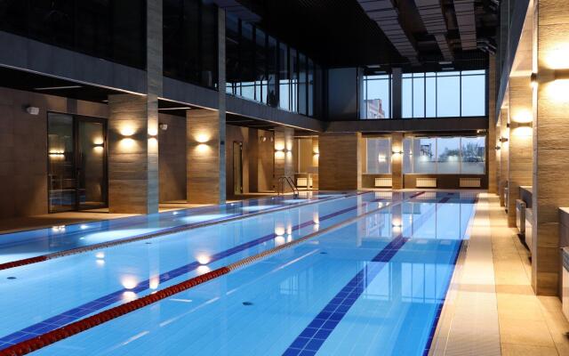 Сутки как дома на улице Сакко и Ванцетти 77