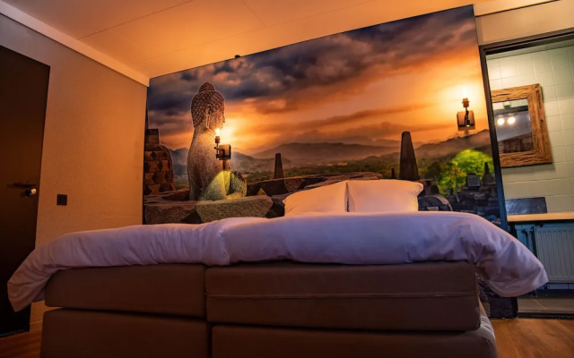 Boutique Hotel Four