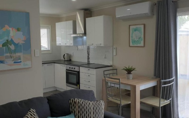 Rose Apartments Unit 6 Central Rotorua-Accommodation & Spa – Guest Rooms – Rotorua
