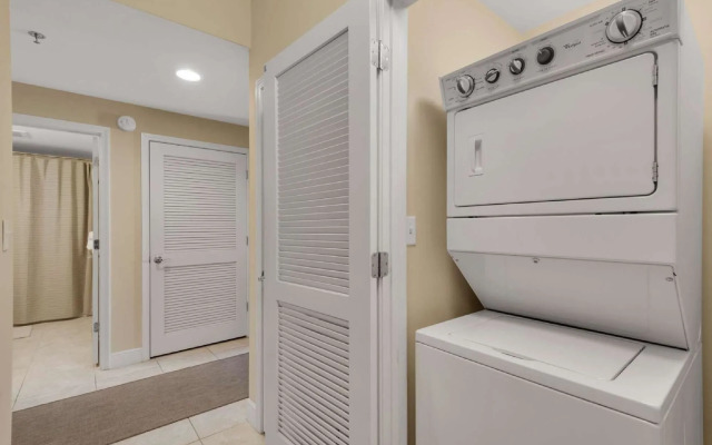 1806 Sterling Breeze