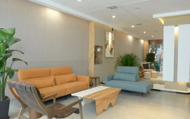 Chongqing Yishi Rongtai Hotel